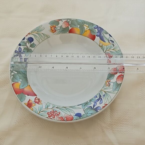 Table D'Hote 16 Pieces Porcelain Dinner Set Dishwasher & Microwave Safe White - Picture 4 of 16